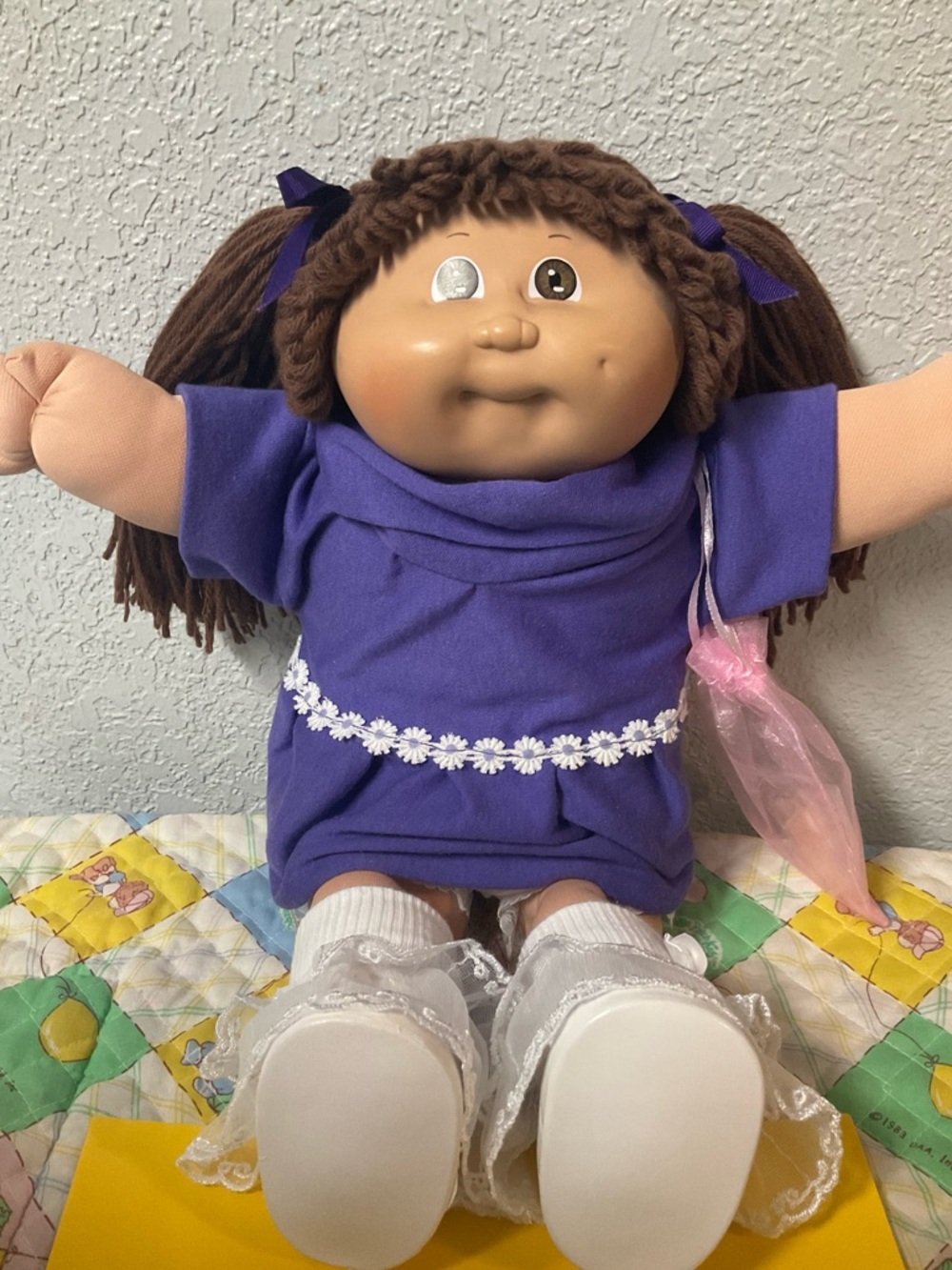 VTG Cabbage Patch Kid Girl Hong Kong Brown Hair Brown Eyes Head Mold #3 1985